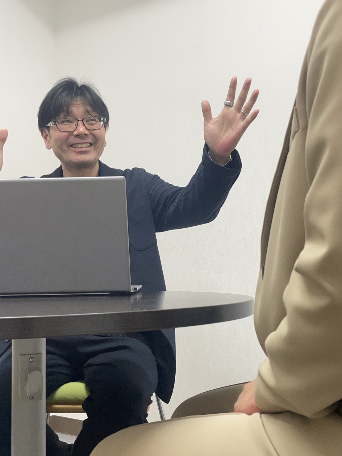 2万件の対話から生まれた独自のアプローチ